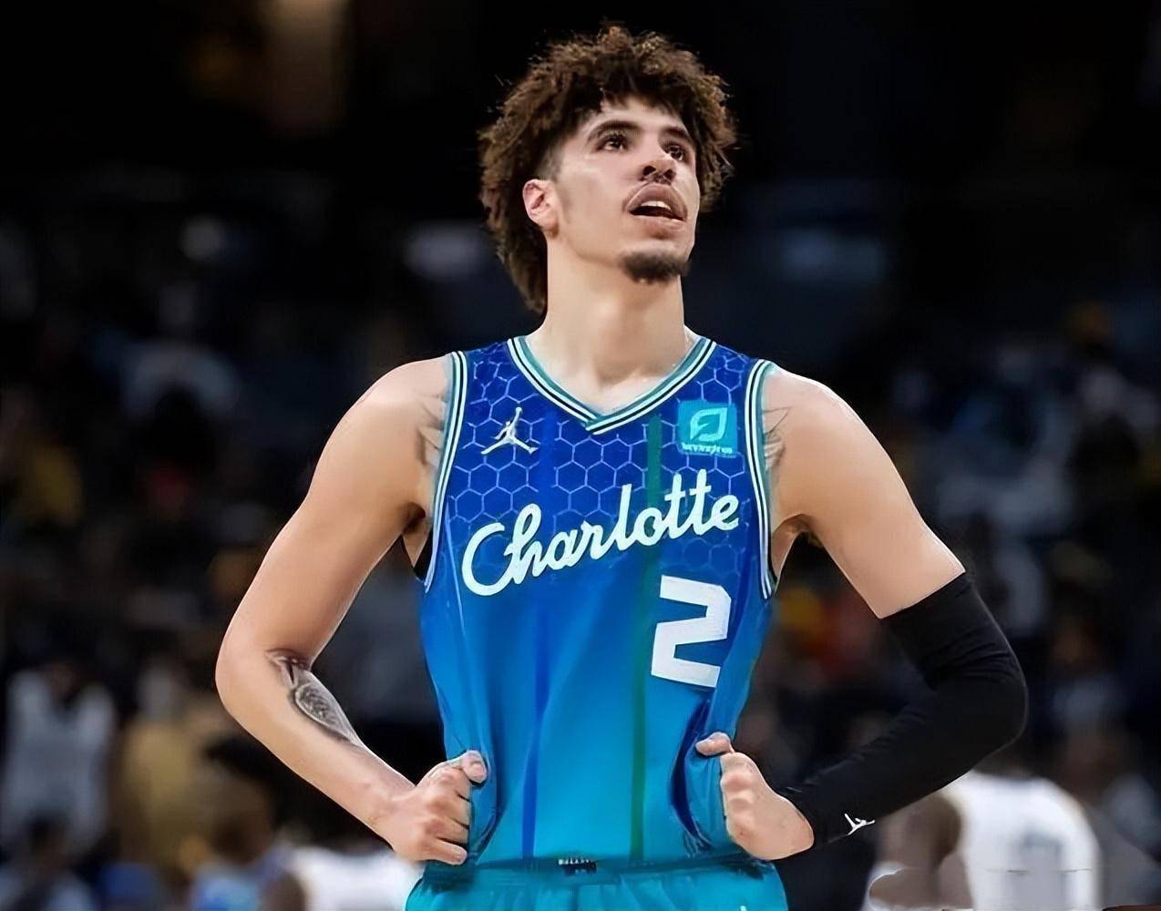 开云网页版 -加时末段夏洛特黄蜂调整名单以备足总杯，遗憾出局环节打磨，质疑声仍在，球队文化再被提及的简单介绍