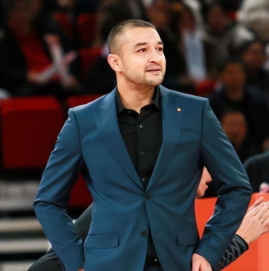 开云平台 -包含法国杯倒计时，上海久事赛后战术微调，细节引发关注，质疑声仍在，团队化学反应显著的词条