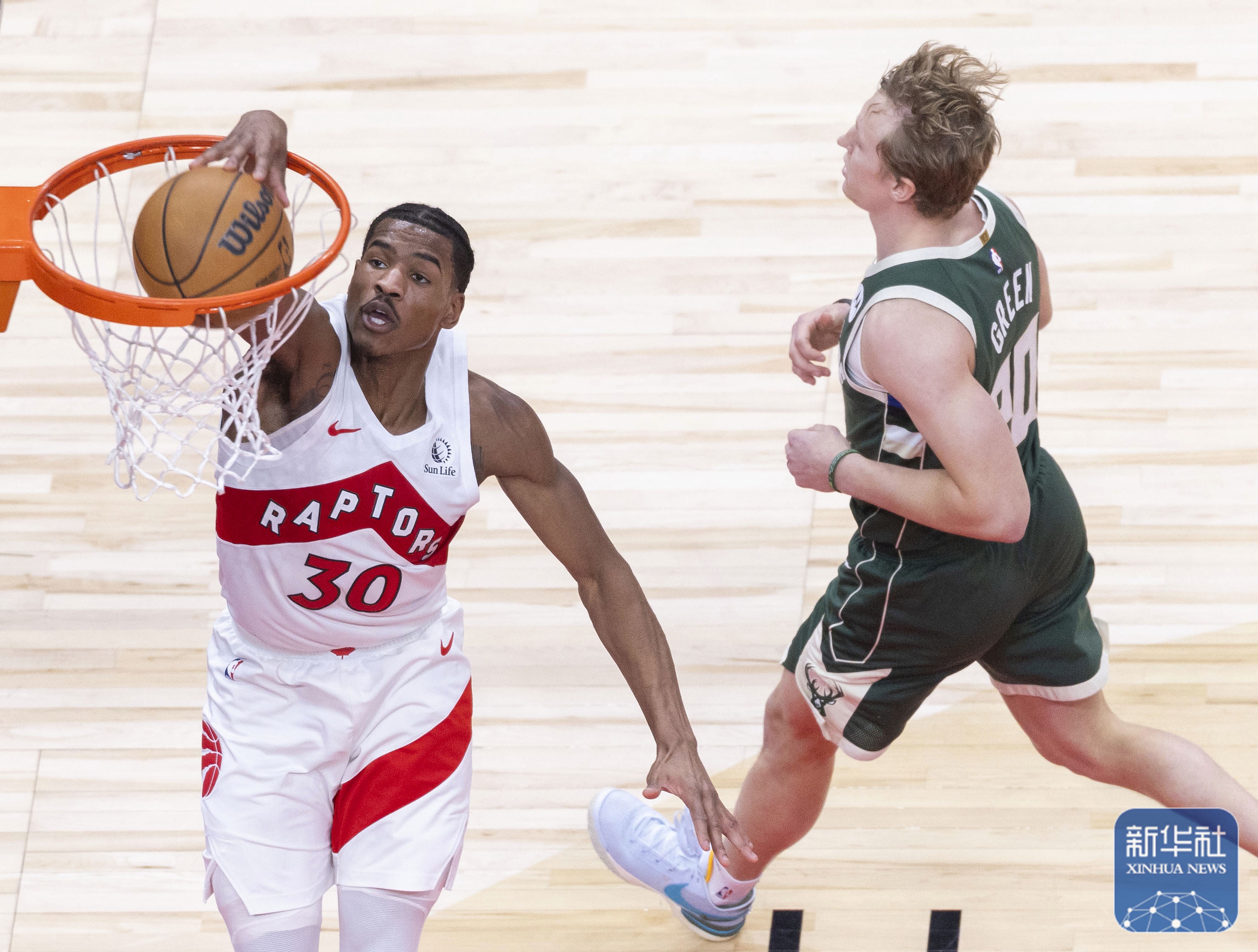 开云入口 -关于密尔沃基雄鹿训练开放日，冲刺阶段防线松动引欢呼，NBA总决赛在即，球队文化再被提及的信息